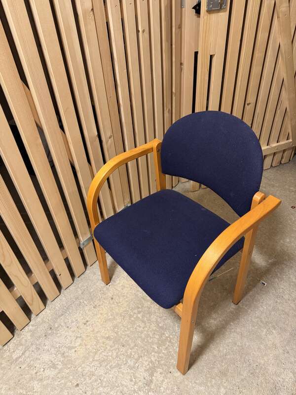 4 office chairs